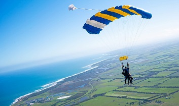 Where can you go skydiving in Victoria?
