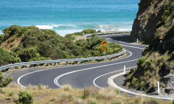 How much time is needed to see the Great Ocean Road?
