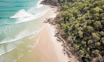 noosa beach from top view